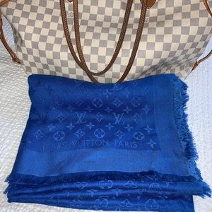 Louis Vuitton Monogram Shine Shawl